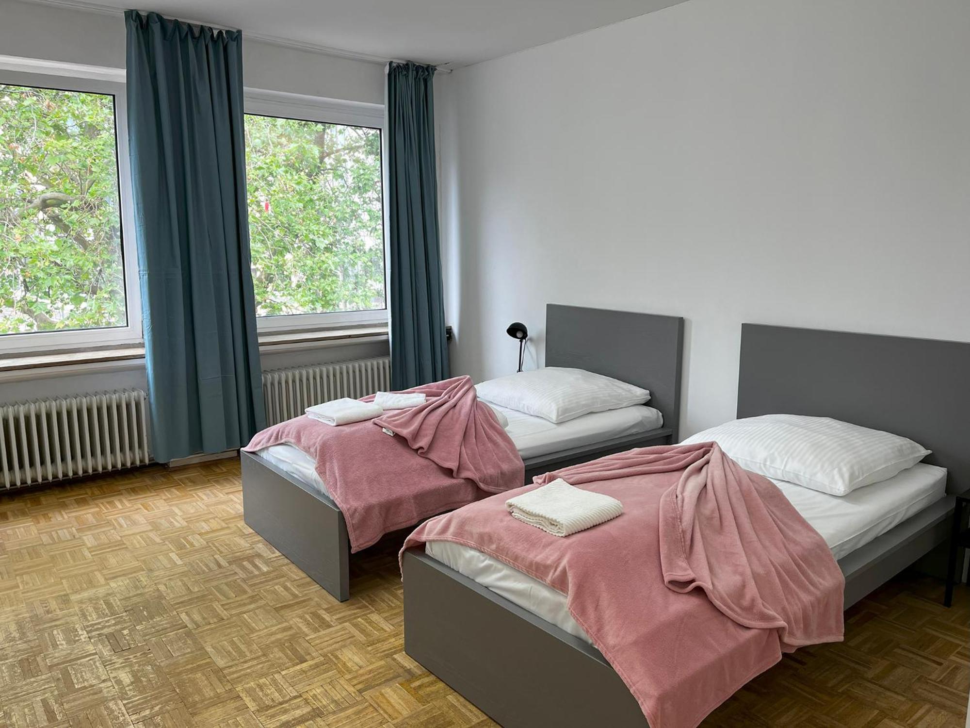 Private At Heumarkt, Center Hostel Köln